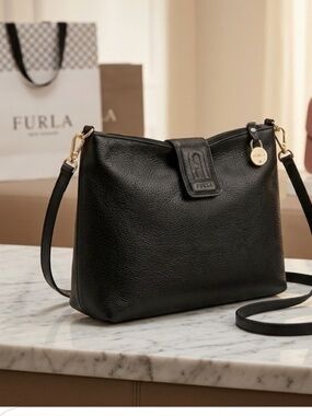FURLA VTG Made In Italy Handbags